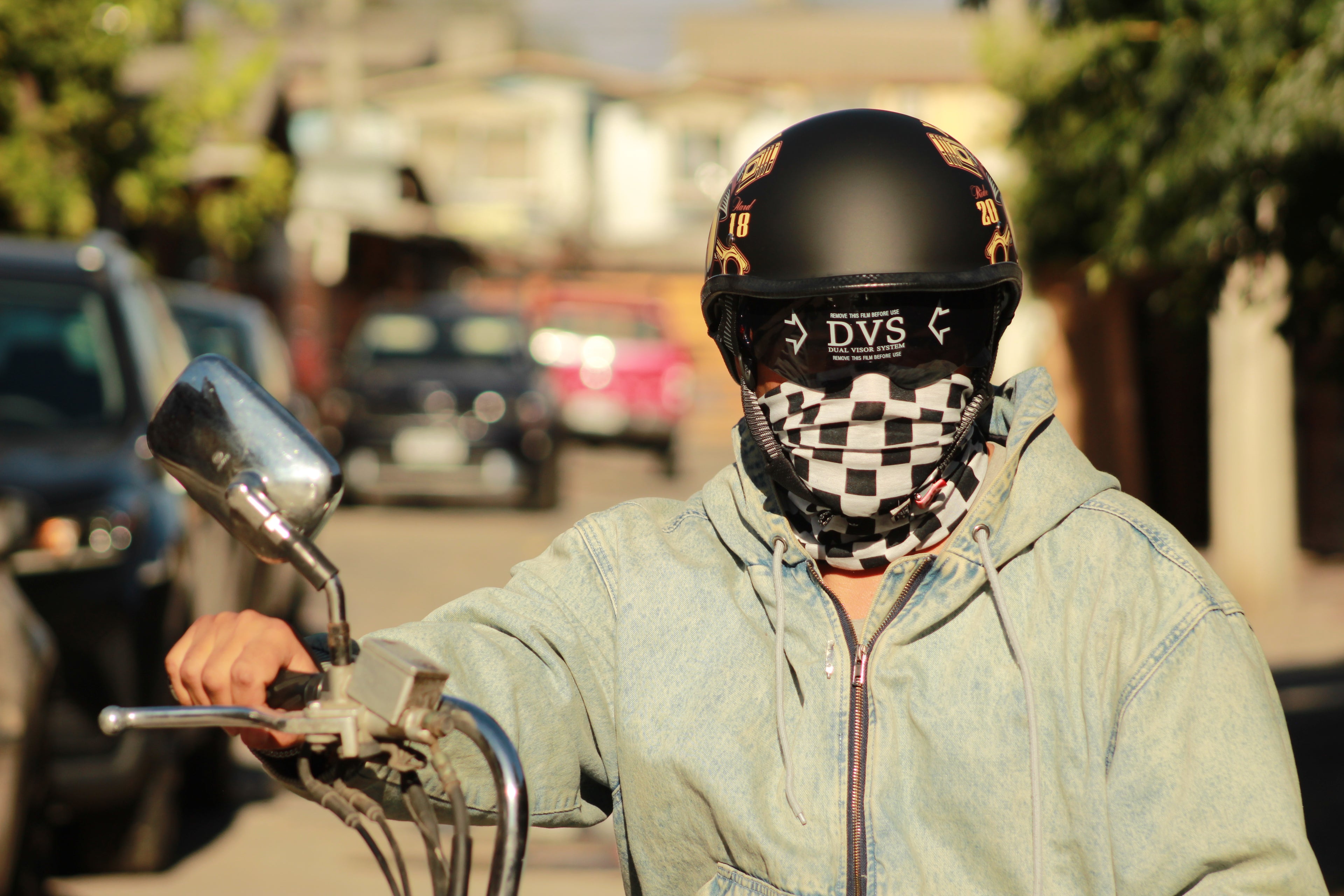 Casco Moto Tipo Jockey Bulldog Custom Retro – Estilo Bobber Minimalista