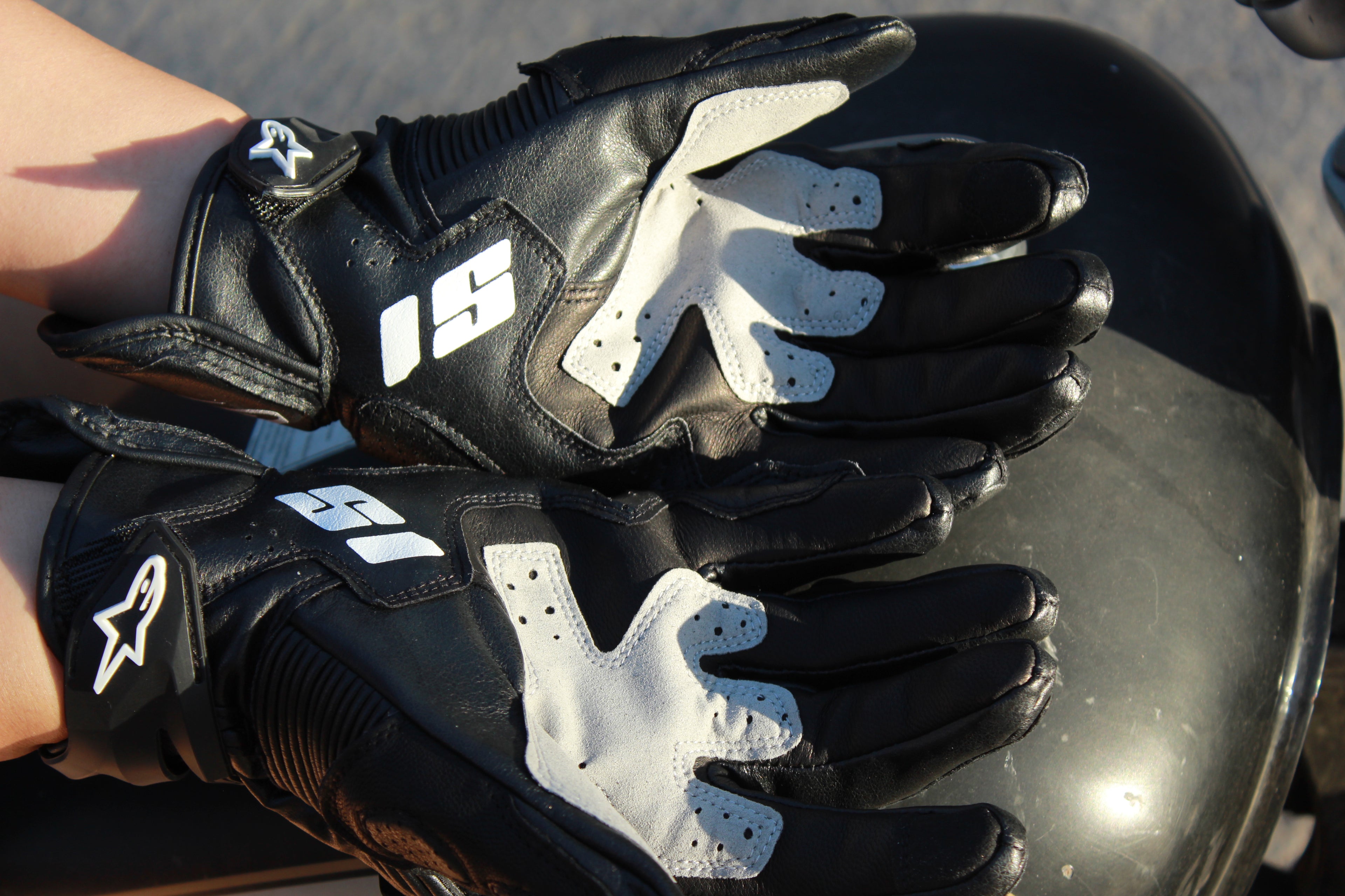 Guantes Alpinestars Negros de Moto Puño Largo – Protección Biker Profesional