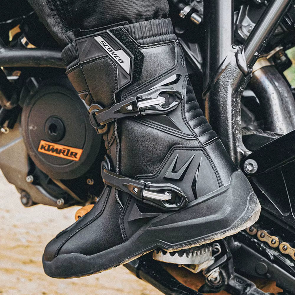 Botas de Moto SCOYCO Vintage Negras Impermeables con Protección