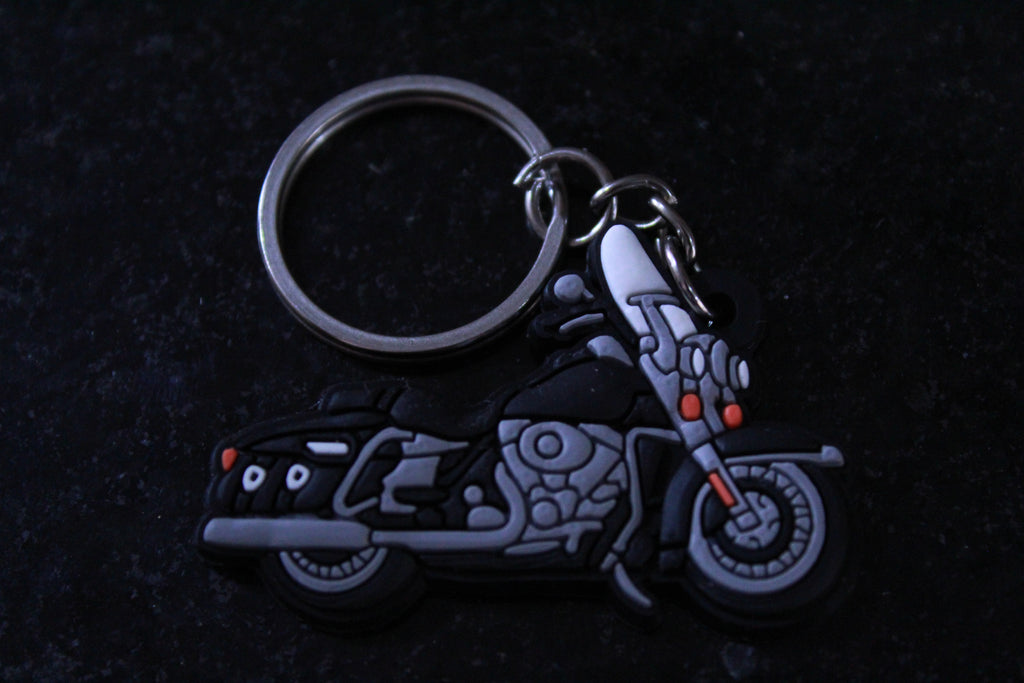 Pack 10 Llaveros Moto Cruiser de Goma Premium | Regalo para Bikers y Clubes de Motociclistas